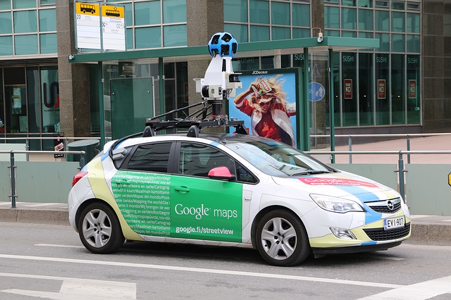 google street view captures armed robbery-armormax