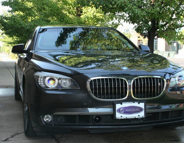 Bulletproof BMW 750i