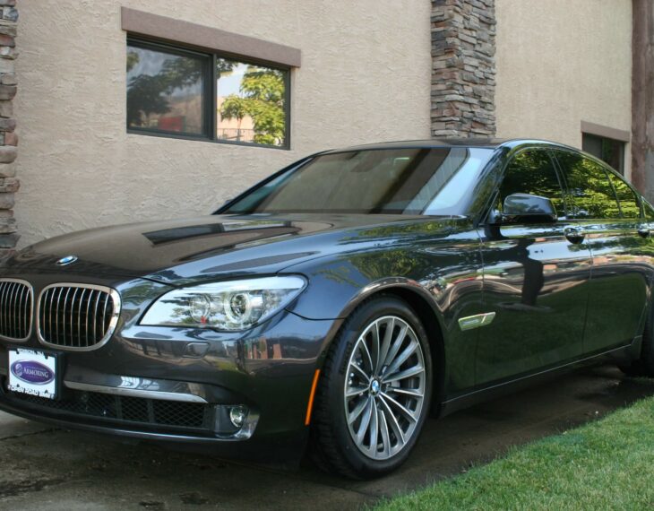 Bulletproof BMW 750i