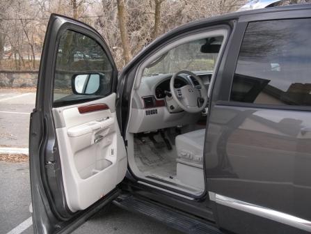 Two Armoured Infiniti QX 56 Models IAC Utah