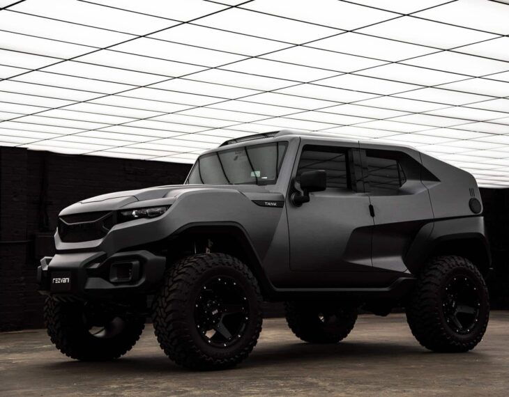 Outside Rezvani Motor Tank Armormax Grey